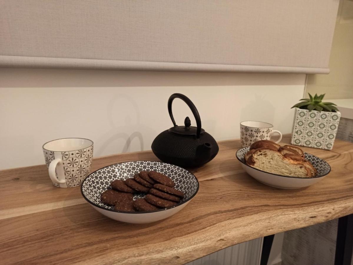 Stylish Ground Floor Maisonette Волос Экстерьер фото