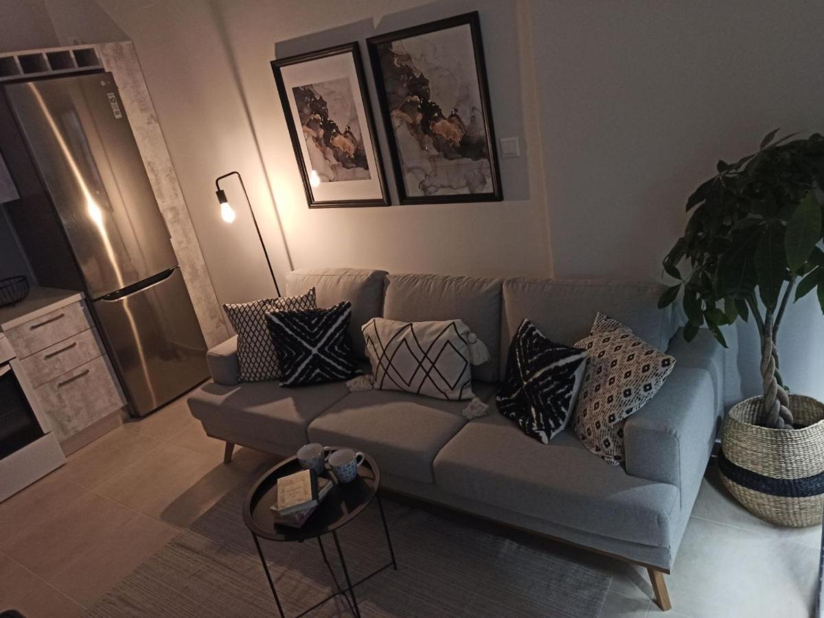 Stylish Ground Floor Maisonette Волос Экстерьер фото